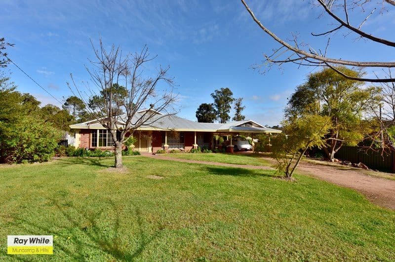 11 Darrowby Place, Sawyers Valley WA 6074, Sawyers Valley - Thumbnail 2
