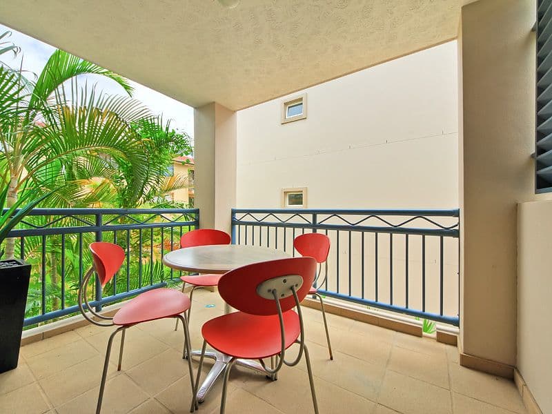 14 'Montego Sands' 21 Peerless Avenue, MERMAID BEACH QLD 4218, Mermaid Beach - Thumbnail 3