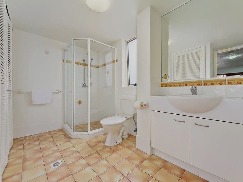 14 'Montego Sands' 21 Peerless Avenue, MERMAID BEACH QLD 4218, Mermaid Beach - Thumbnail 5