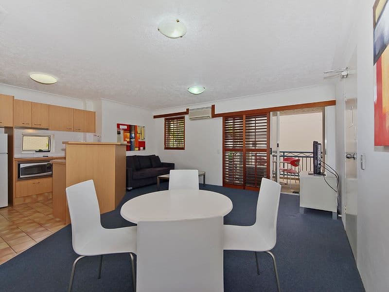 14 'Montego Sands' 21 Peerless Avenue, MERMAID BEACH QLD 4218, Mermaid Beach - Thumbnail 7