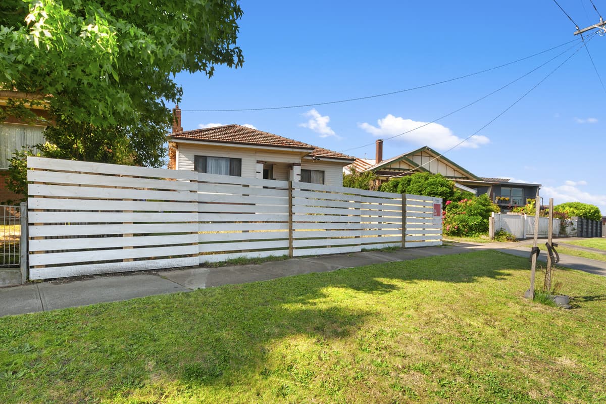 98 Princes Street, Traralgon VIC 3844, Traralgon - Thumbnail 2