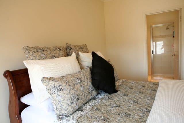 9 Renoir Drive, WARRNAMBOOL VIC 3280, Warrnambool - Thumbnail 4