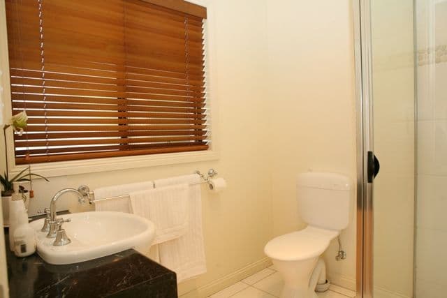 9 Renoir Drive, WARRNAMBOOL VIC 3280, Warrnambool - Thumbnail 5