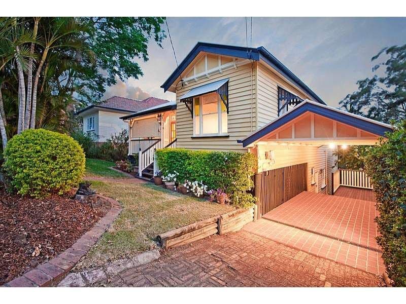 25 Martha Street, CAMP HILL QLD 4152, Camp Hill - Image 1