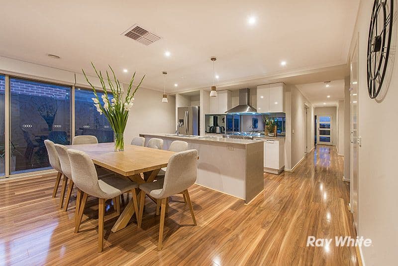 71 Elmslie Drive, Cranbourne East VIC 3977, Cranbourne East - Thumbnail 4