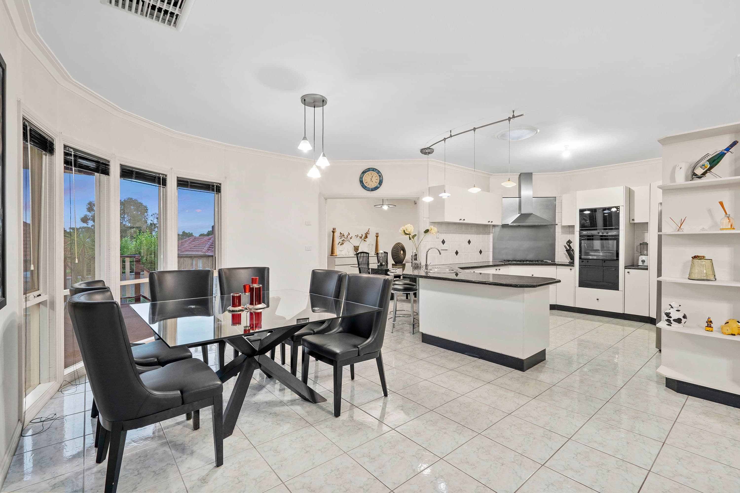 8 Revilo Court, Mulgrave VIC 3170, Mulgrave - Thumbnail 5