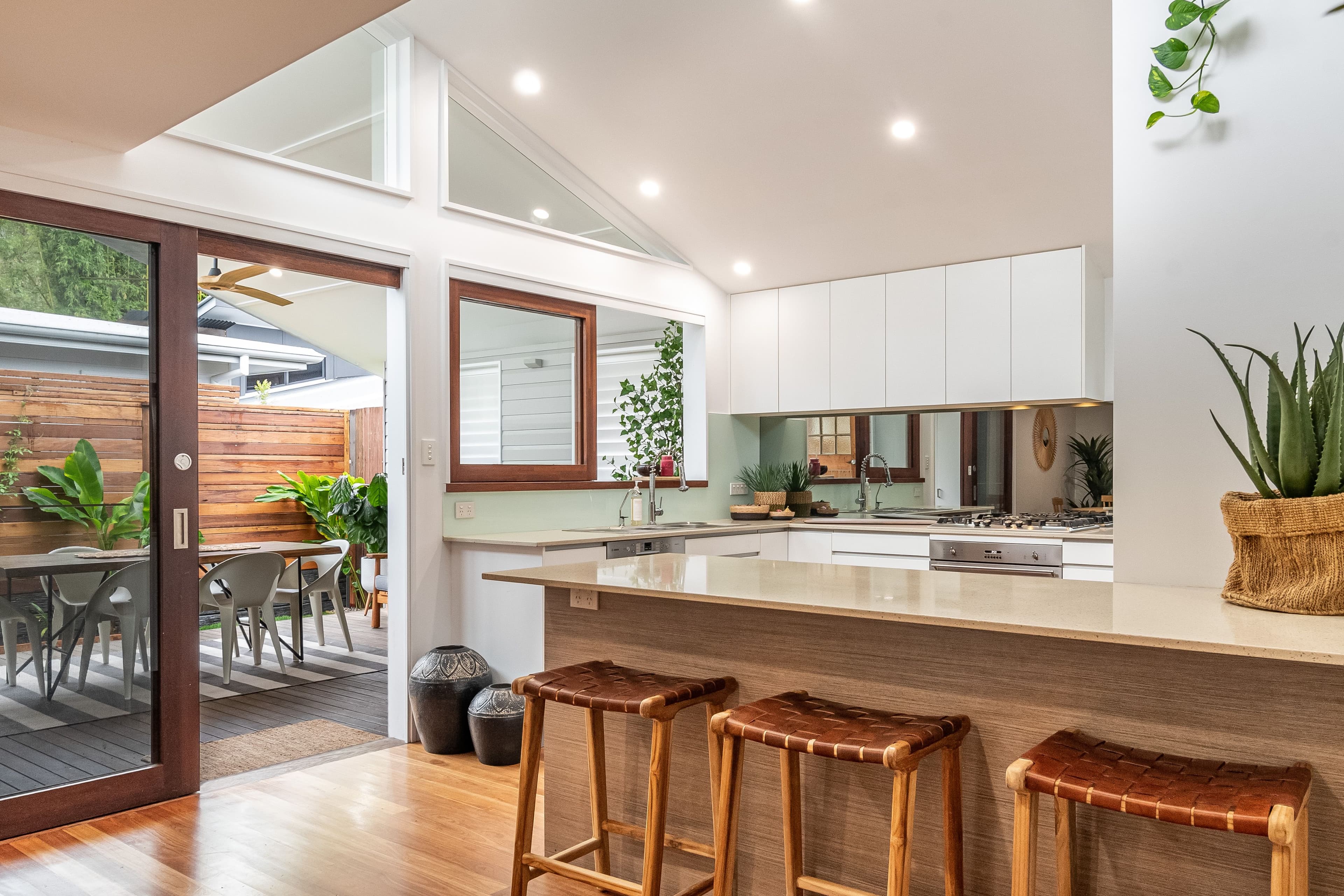 1/17 Bangalow Road, Byron Bay NSW 2481, Byron Bay - Thumbnail 2