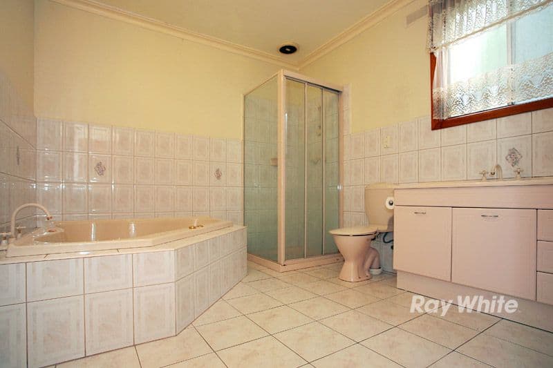 1a Ambrie Crescent, NOBLE PARK VIC 3174, Noble Park - Thumbnail 4