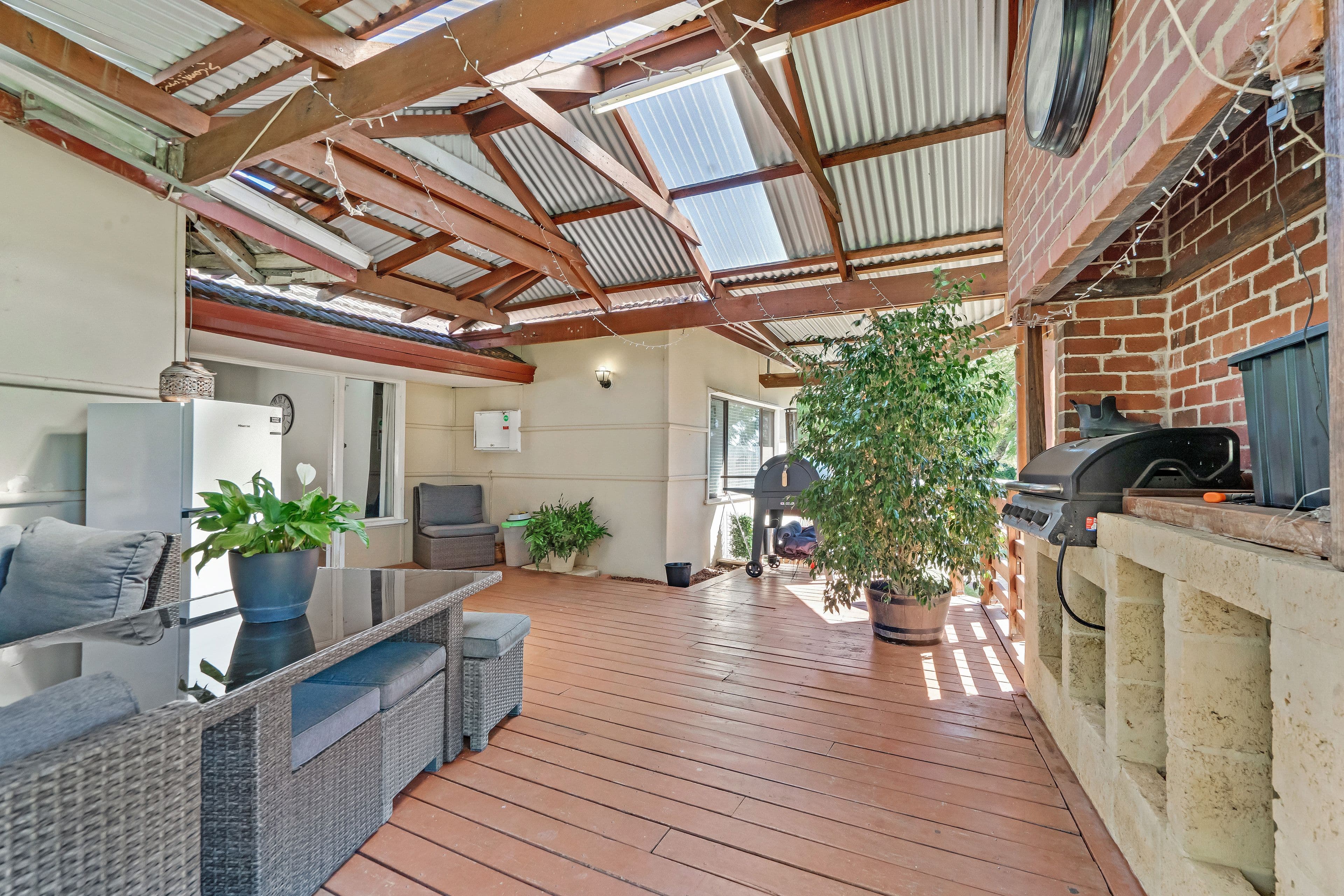 1 Hesse Street, Waroona WA 6215, Waroona - Thumbnail 2