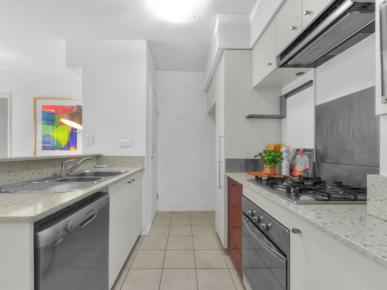 3/8 Bondi Road, Bonbeach, Bonbeach - Thumbnail 5