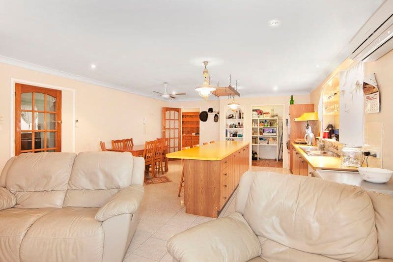 33 Tumbi Road, TUMBI UMBI NSW 2261, Tumbi Umbi - Thumbnail 3