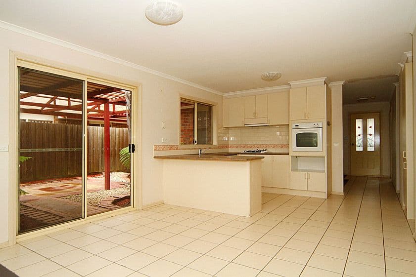 16 Ilani Street, EPPING VIC 3076, Epping - Thumbnail 3