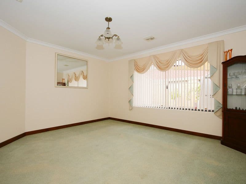 16 Gundaring Turn, CANNING VALE WA 6155, Canning Vale - Thumbnail 8
