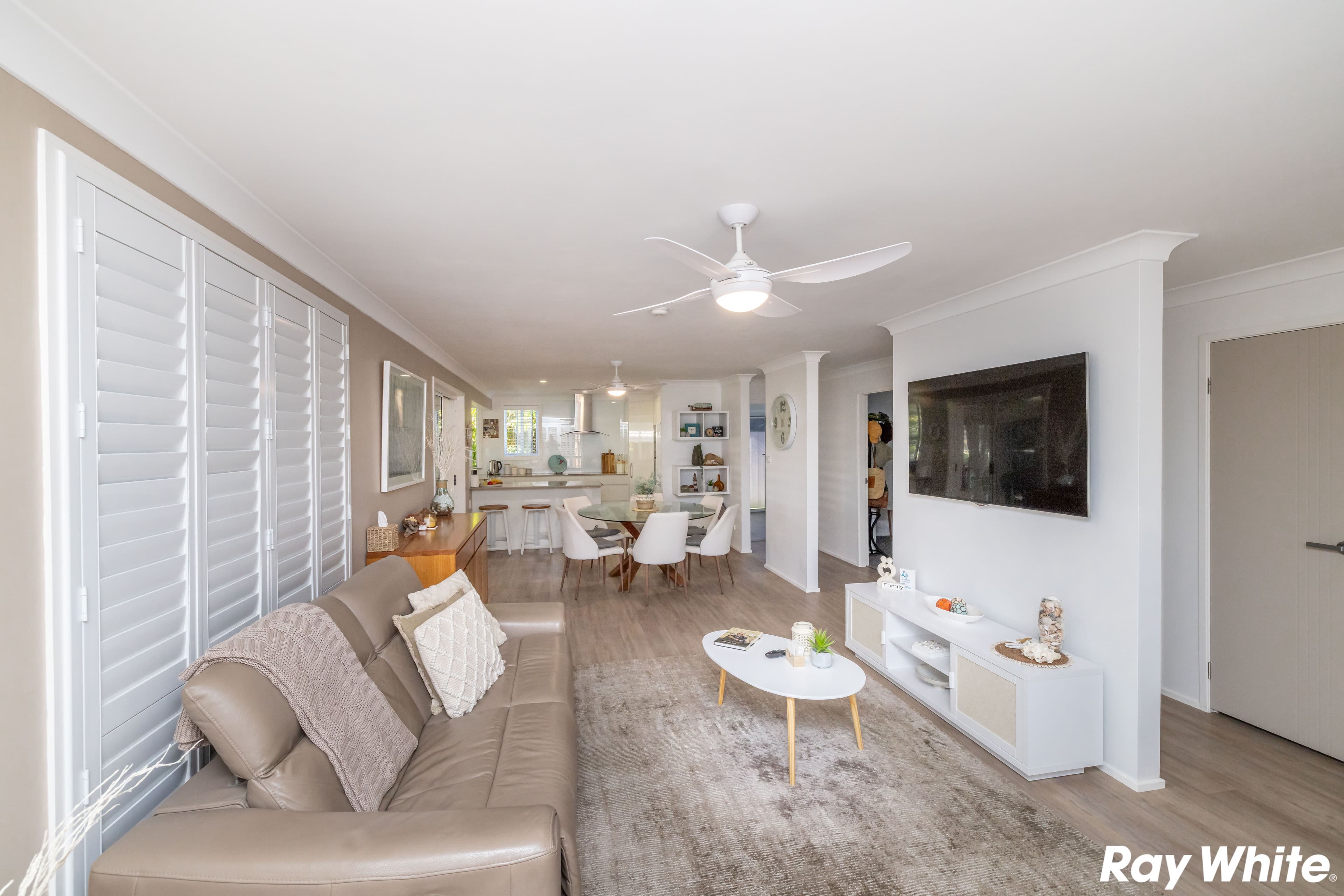32 Lakeview Crescent, Forster NSW 2428, Forster - Thumbnail 3