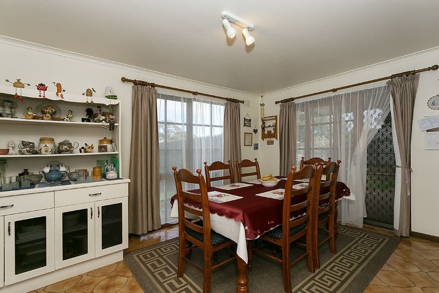 7 Canopus Place, MELTON WEST VIC 3337, Melton West - Thumbnail 3