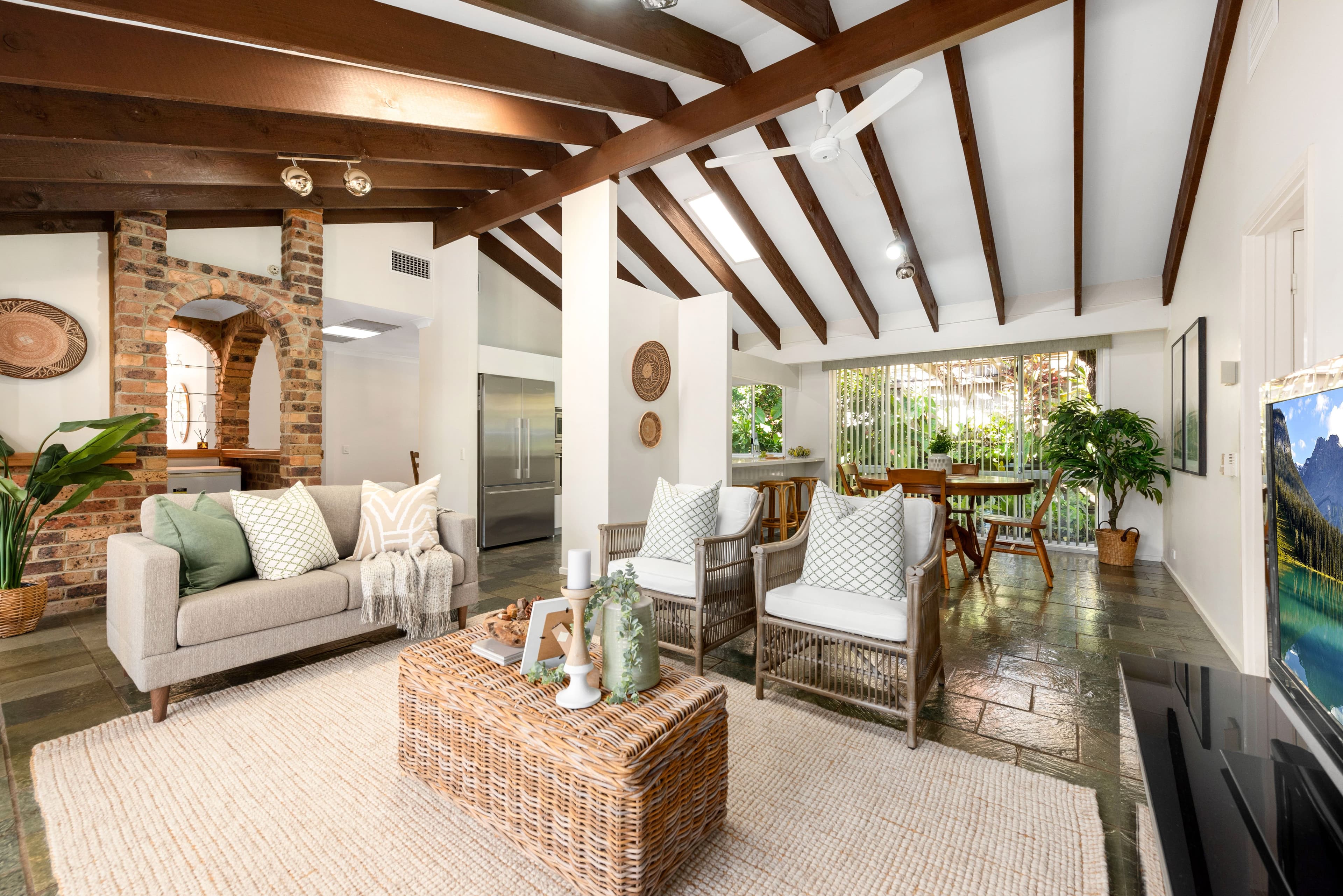 16 Firmiston Street, Carindale QLD 4152, Carindale - Thumbnail 2