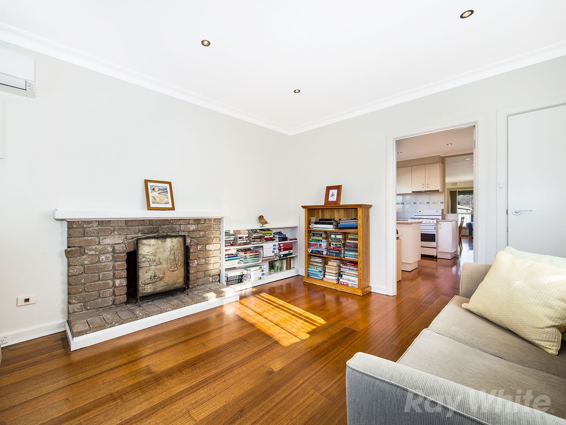 27 Glencairn Street, Mulgrave VIC 3170, Mulgrave - Thumbnail 2