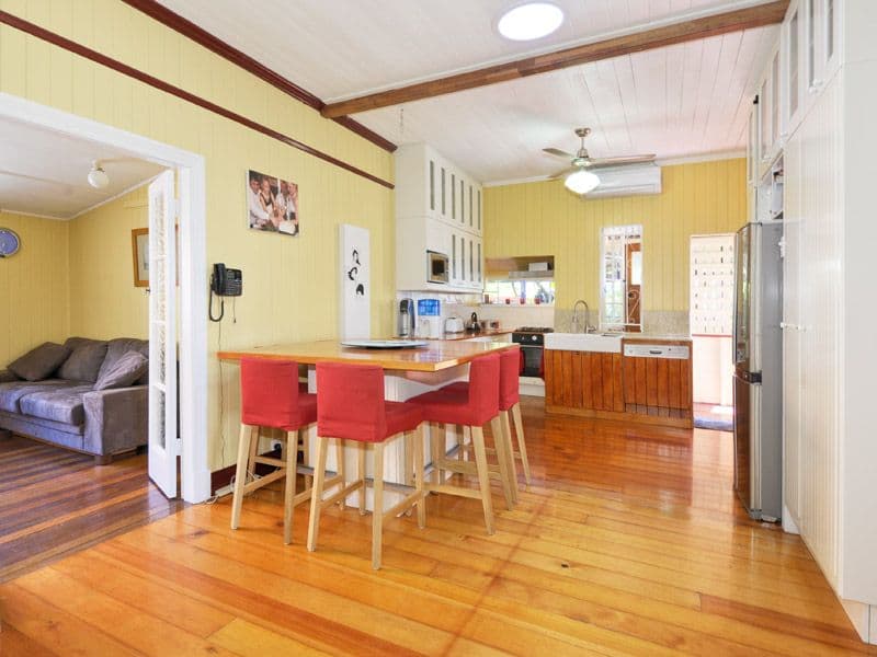 34 Russell Avenue, NORMAN PARK QLD 4170, Norman Park - Thumbnail 4