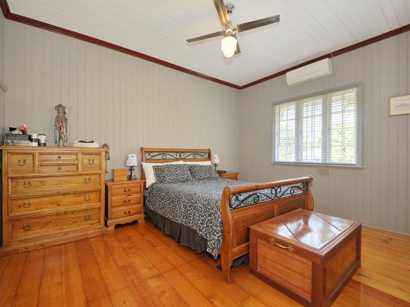 34 Russell Avenue, NORMAN PARK QLD 4170, Norman Park - Thumbnail 6