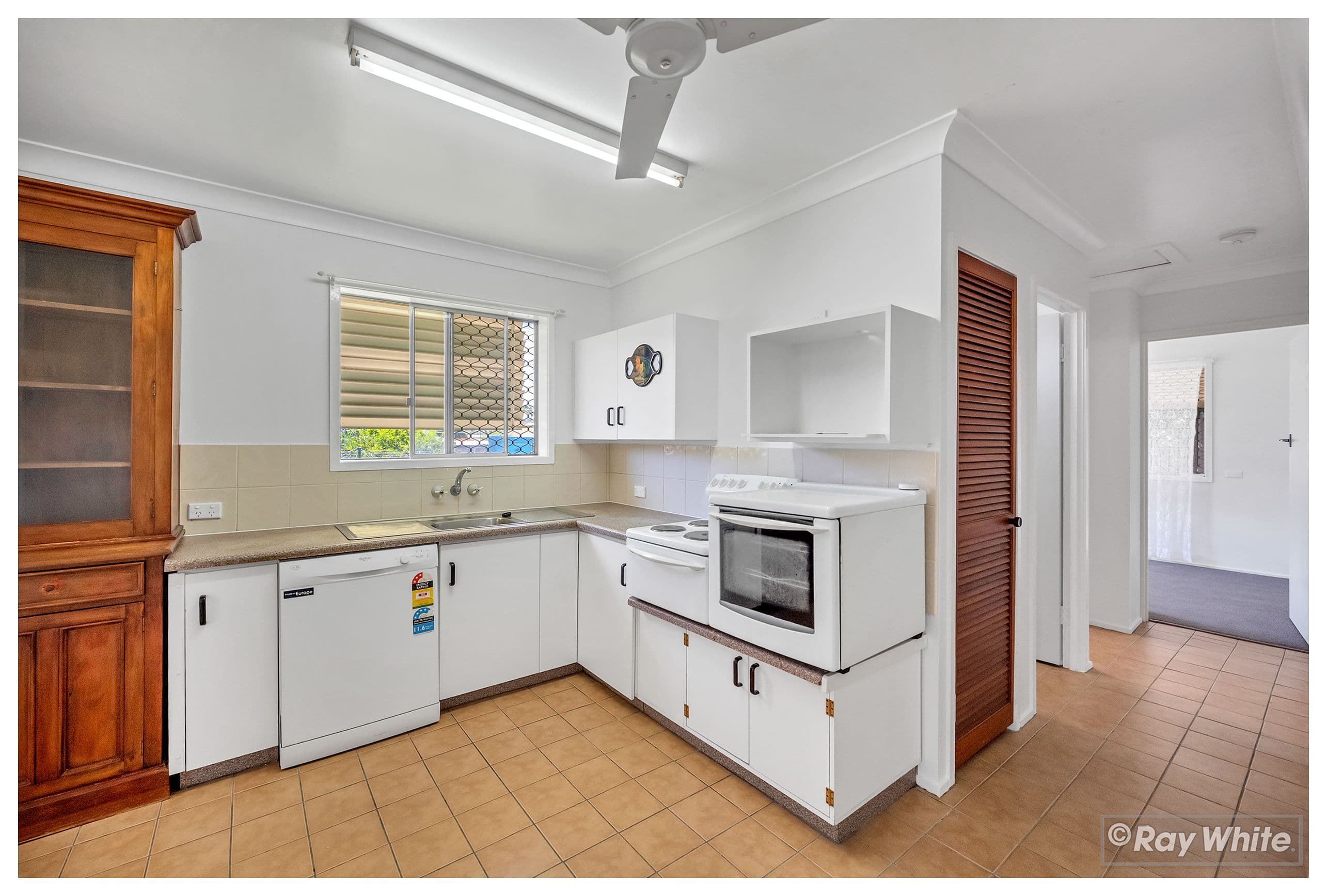 6 Coolsetti Avenue, Yeppoon QLD 4703, Yeppoon - Thumbnail 6