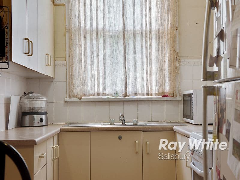 27 Pertwood Road, Elizabeth North SA 5113, Elizabeth North - Thumbnail 4