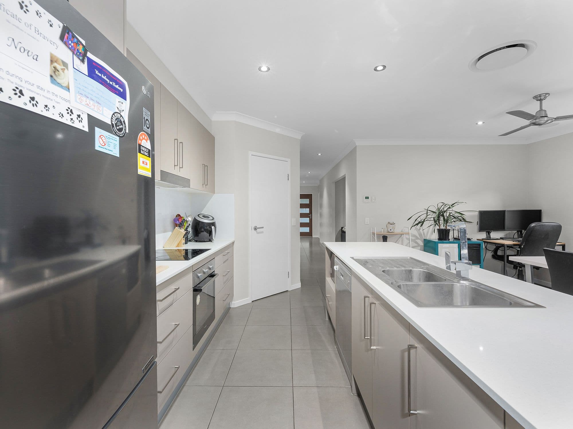 8 Generosity Street, South Ripley QLD 4306, South Ripley - Thumbnail 5