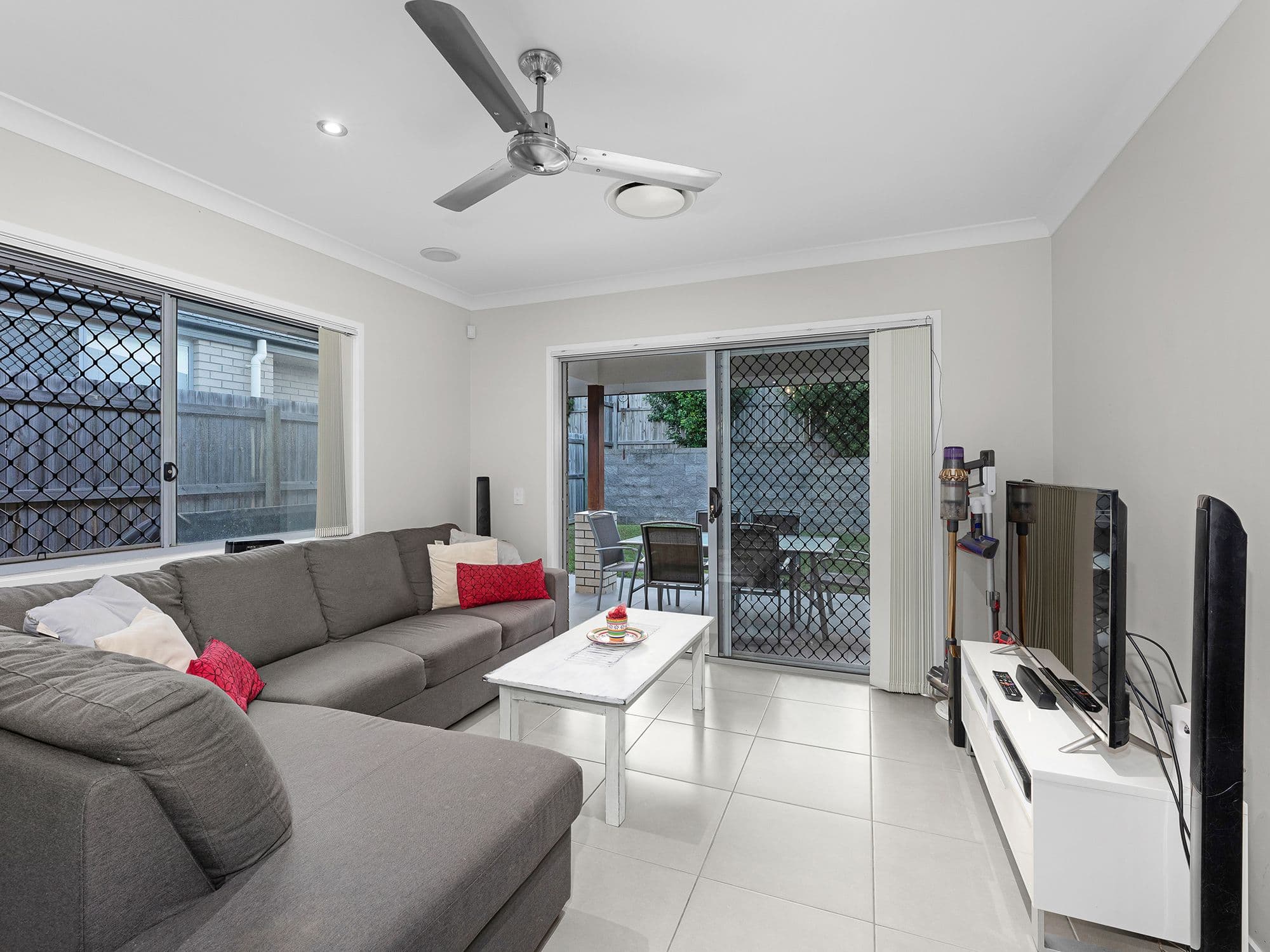 8 Generosity Street, South Ripley QLD 4306, South Ripley - Thumbnail 8