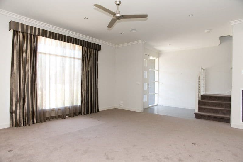 18 McKillop Avenue, Epping VIC 3076, Epping - Thumbnail 5