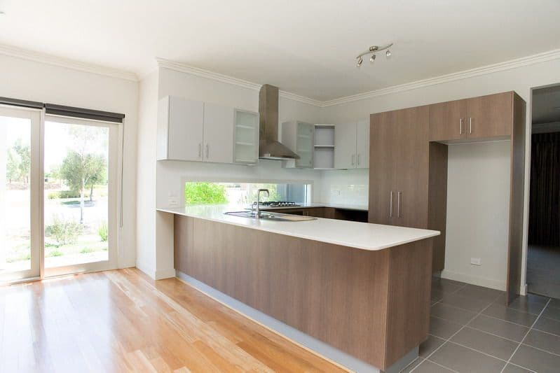 18 McKillop Avenue, Epping VIC 3076, Epping - Thumbnail 6