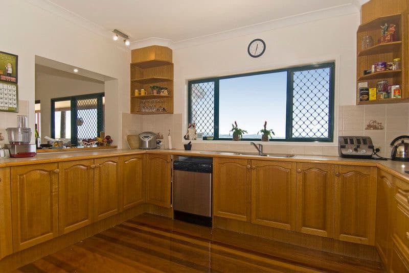 96 Strawberry Road, MUDGEERABA QLD 4213, Mudgeeraba - Thumbnail 4