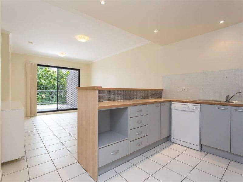82-86 Mein Street, Scarborough QLD 4020, Scarborough - Thumbnail 3