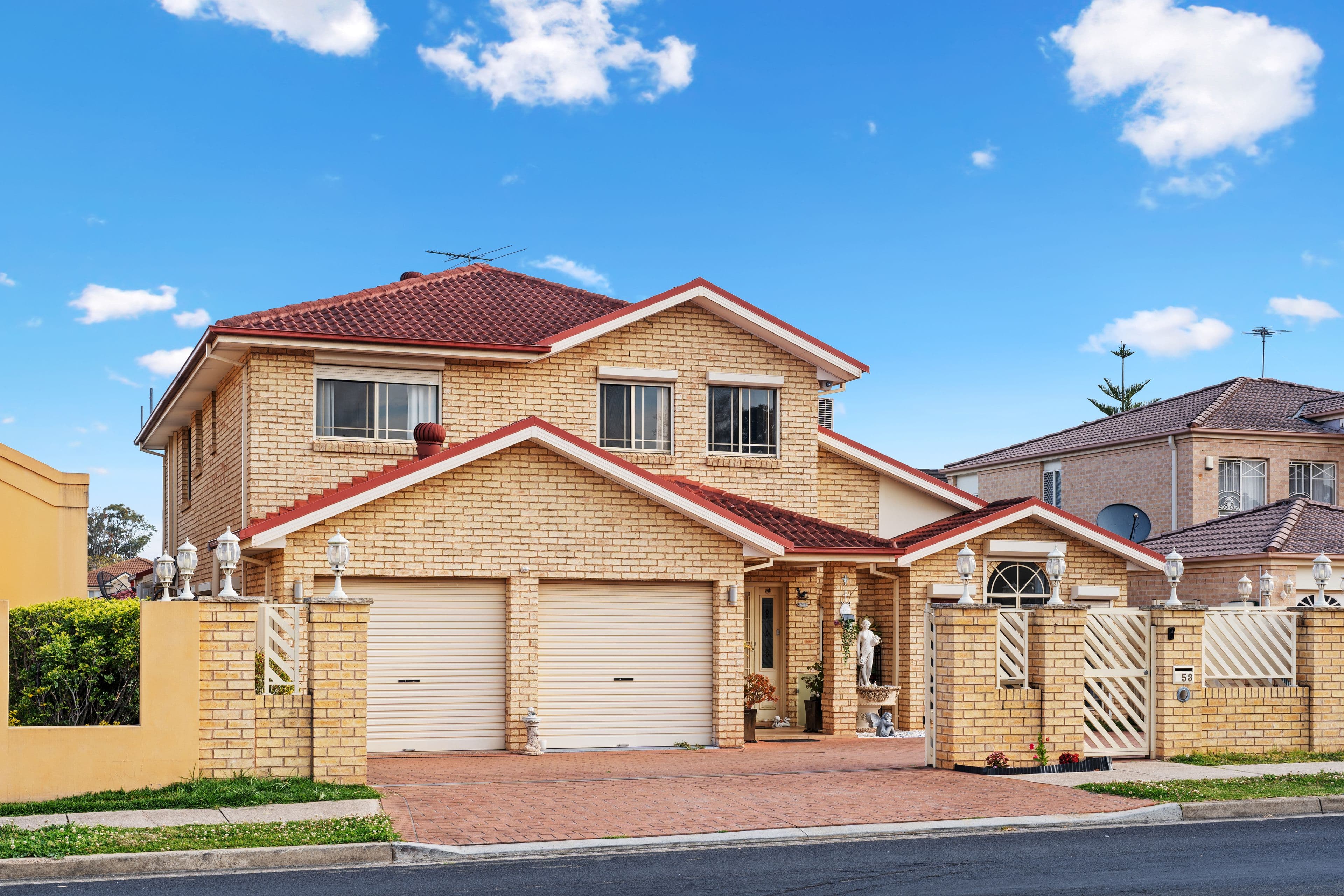 53 Sartor Crescent, Bossley Park NSW 2176, Bossley Park - Thumbnail 3