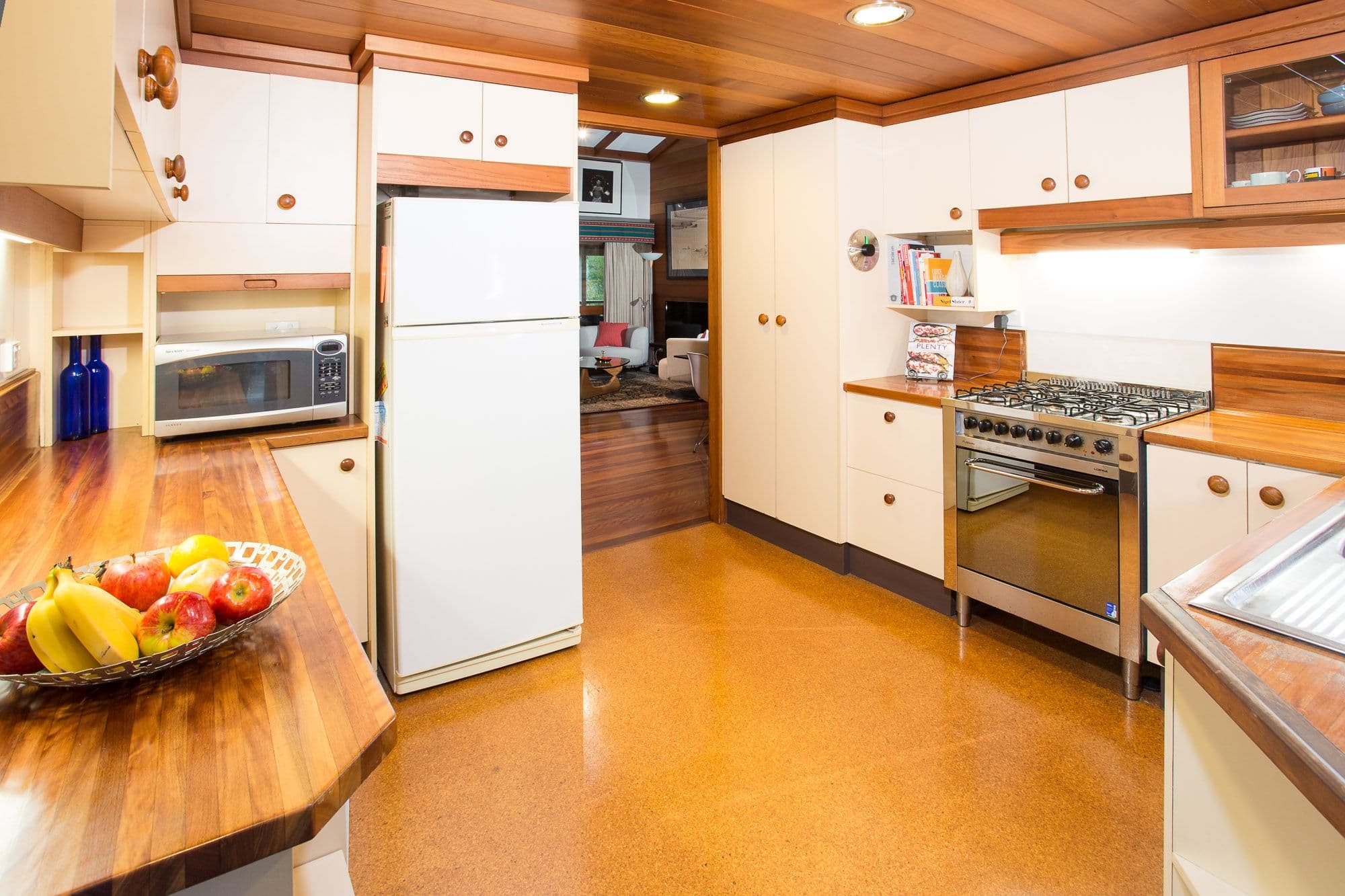 12 Gulliver Street, PADDINGTON QLD 4064, Paddington - Thumbnail 5