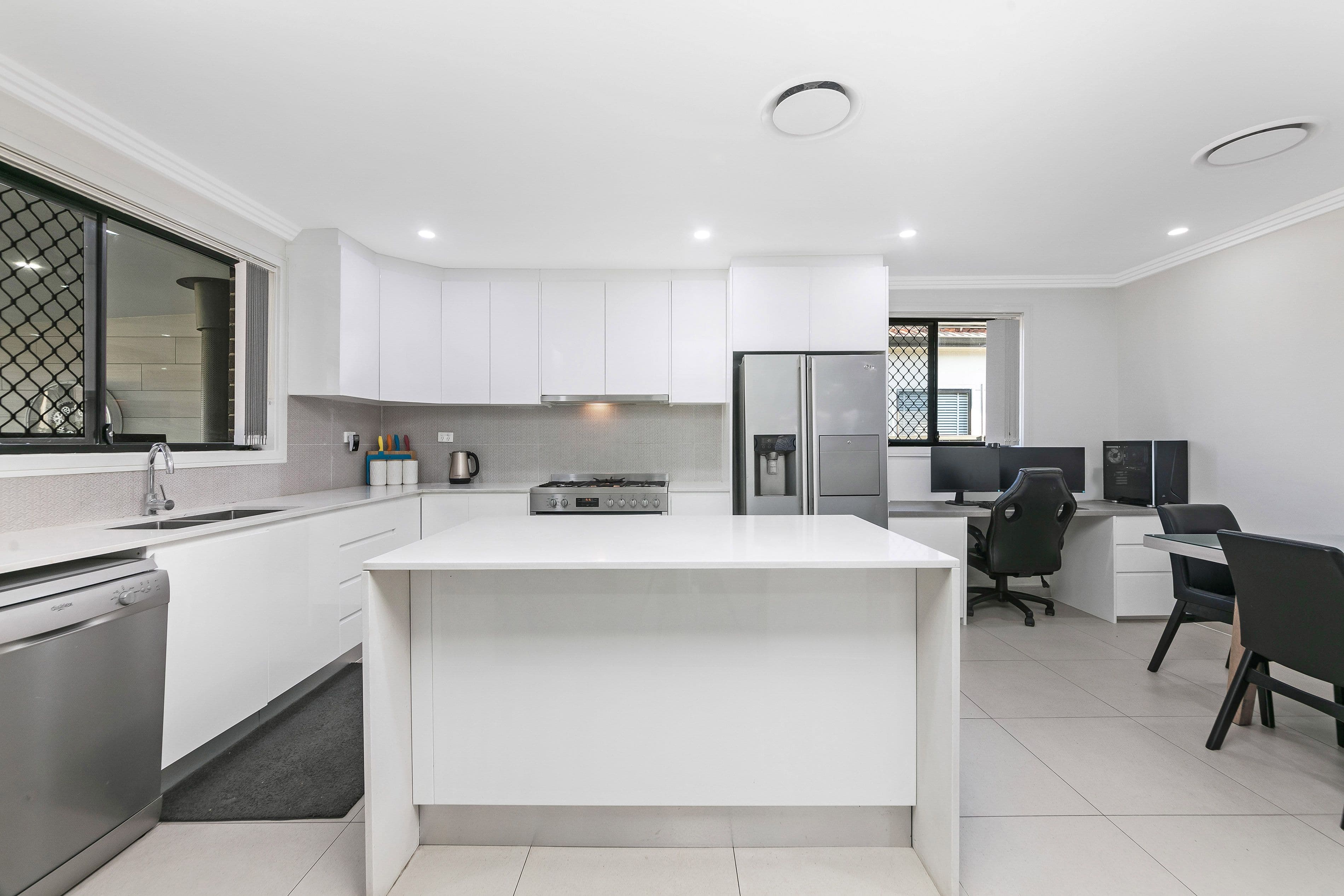 21 Angus Crescent, Yagoona NSW 2199, Yagoona - Thumbnail 3
