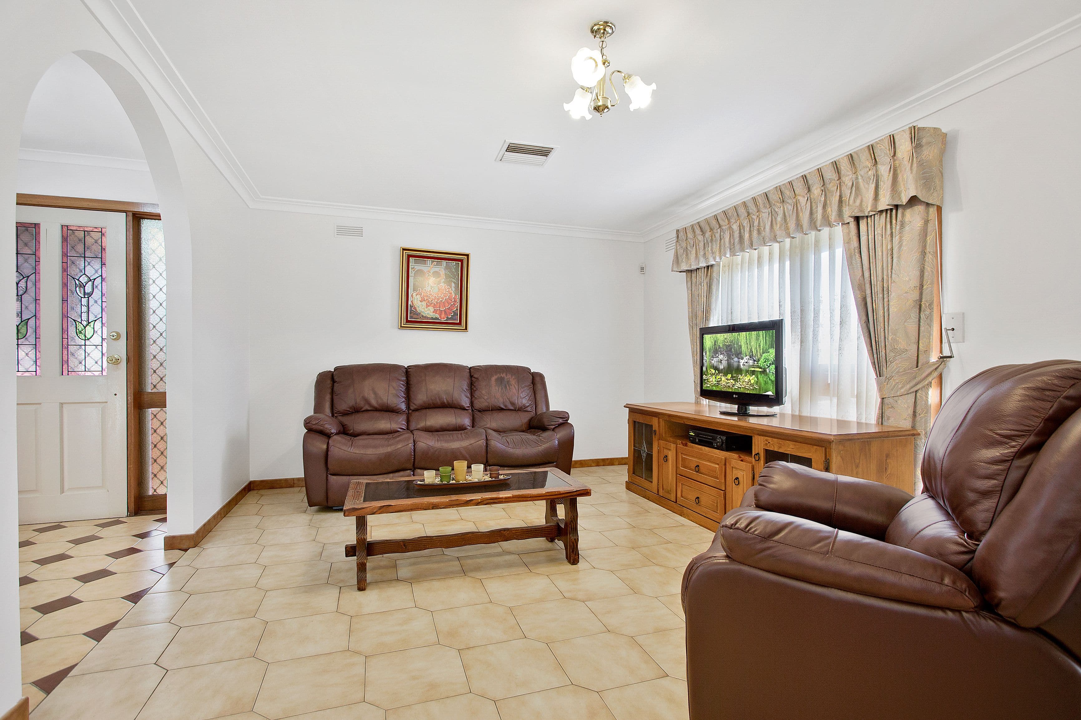 62 Maritana Crescent, Thomastown VIC 3074, Thomastown - Thumbnail 2