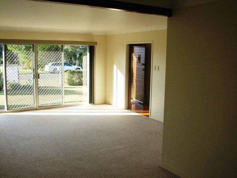 29 Richards Street, SVENSSON HEIGHTS QLD 4670, Svensson Heights - Thumbnail 2