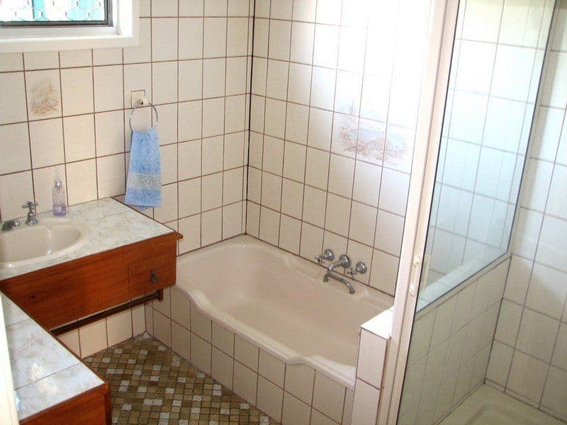 29 Richards Street, SVENSSON HEIGHTS QLD 4670, Svensson Heights - Thumbnail 7