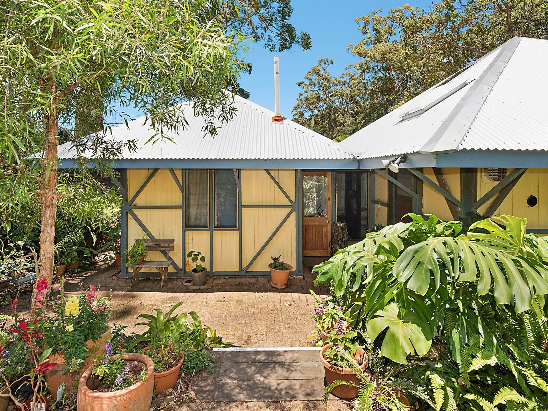 2/25A Hogg Street, Wynyard, Wynyard - Image 1