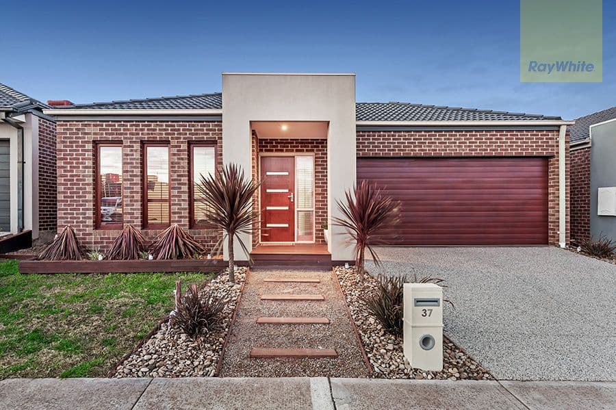 37 Viewside Crescent, Craigieburn VIC 3064, Craigieburn - Image 1