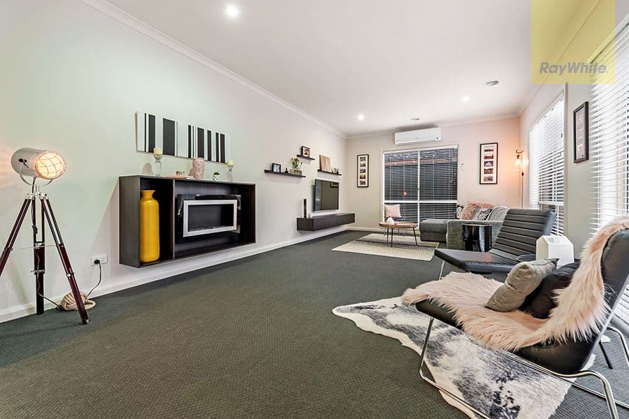 37 Viewside Crescent, Craigieburn VIC 3064, Craigieburn - Thumbnail 6
