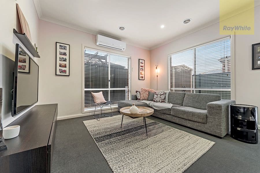 37 Viewside Crescent, Craigieburn VIC 3064, Craigieburn - Thumbnail 7