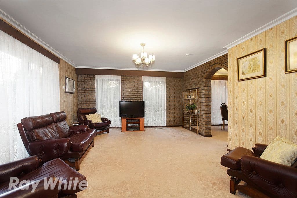 23 Aldrin Drive, Mount Waverley VIC 3149, Mount Waverley - Thumbnail 2