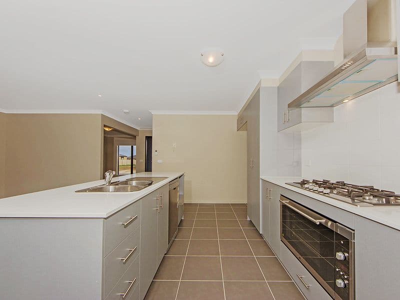 24 Safari Drive, TARNEIT VIC 3029, Tarneit - Thumbnail 3