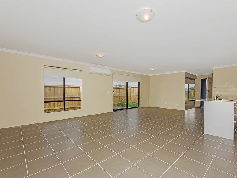 24 Safari Drive, TARNEIT VIC 3029, Tarneit - Thumbnail 4
