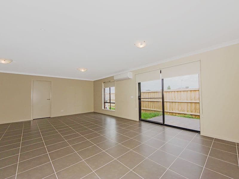 24 Safari Drive, TARNEIT VIC 3029, Tarneit - Thumbnail 5