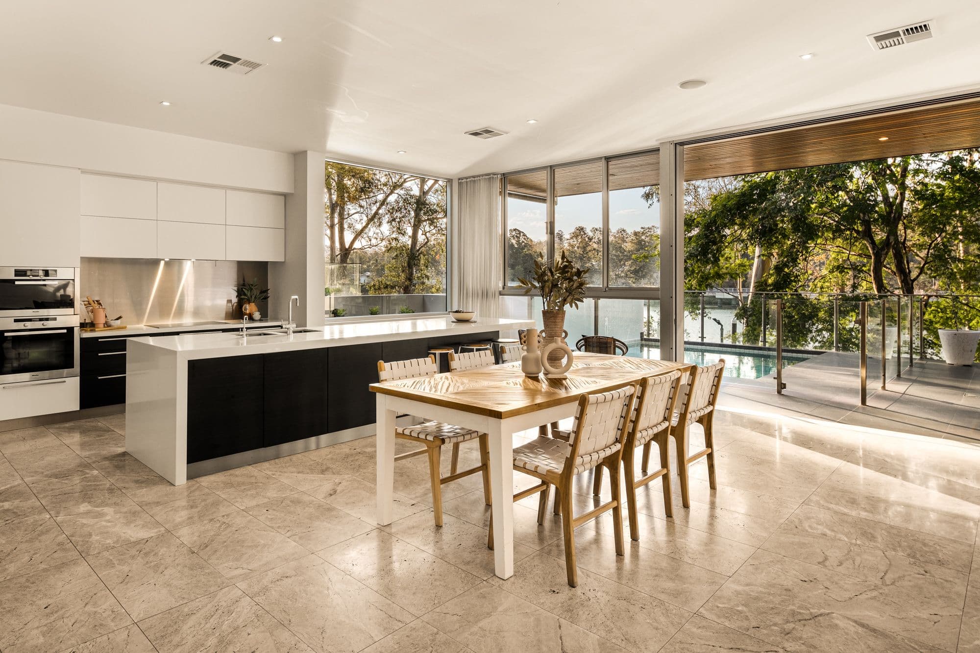 15 Longman Terrace, Chelmer QLD 4068, Chelmer - Thumbnail 2