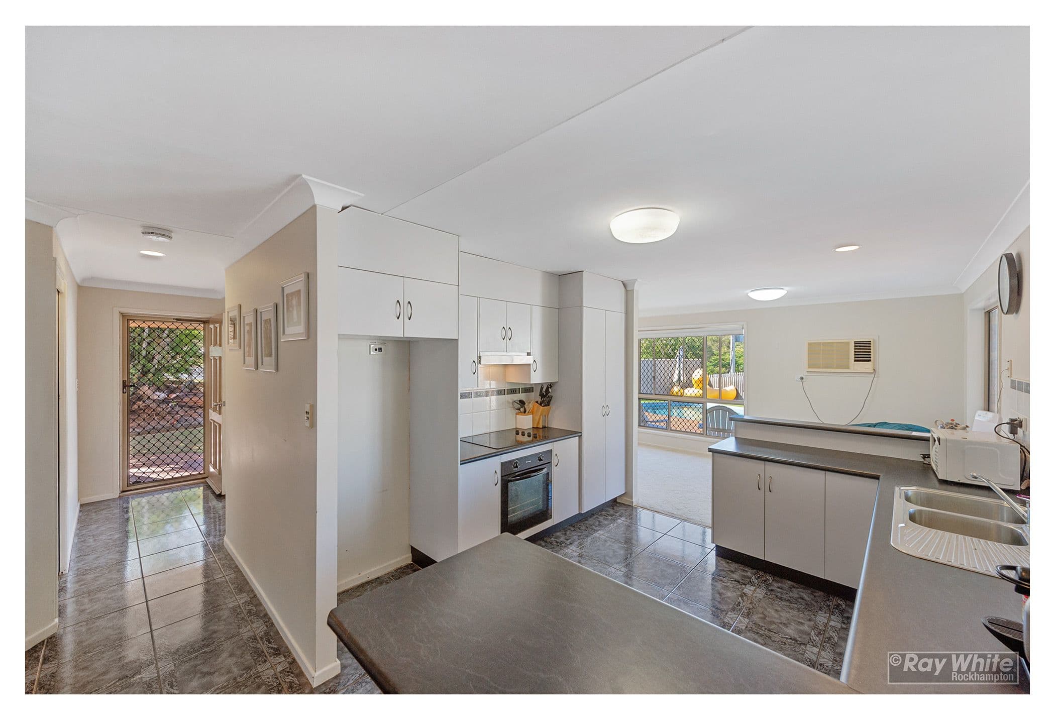 226 German Street, Norman Gardens QLD 4701, Norman Gardens - Thumbnail 3
