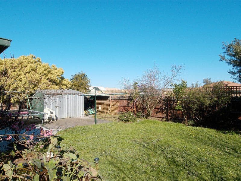 3 Maltravers Crescent, CRANBOURNE NORTH VIC 3977, Cranbourne North - Thumbnail 6