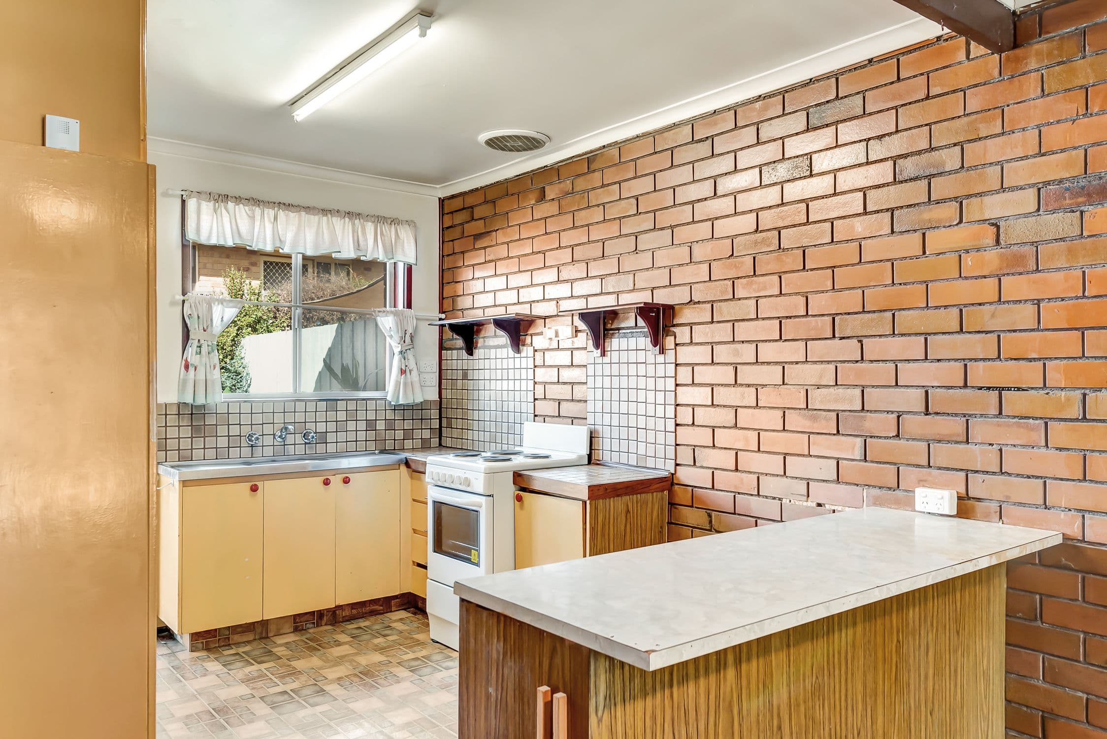 10-12 Ray Street, Croydon VIC 3136, Croydon - Thumbnail 2
