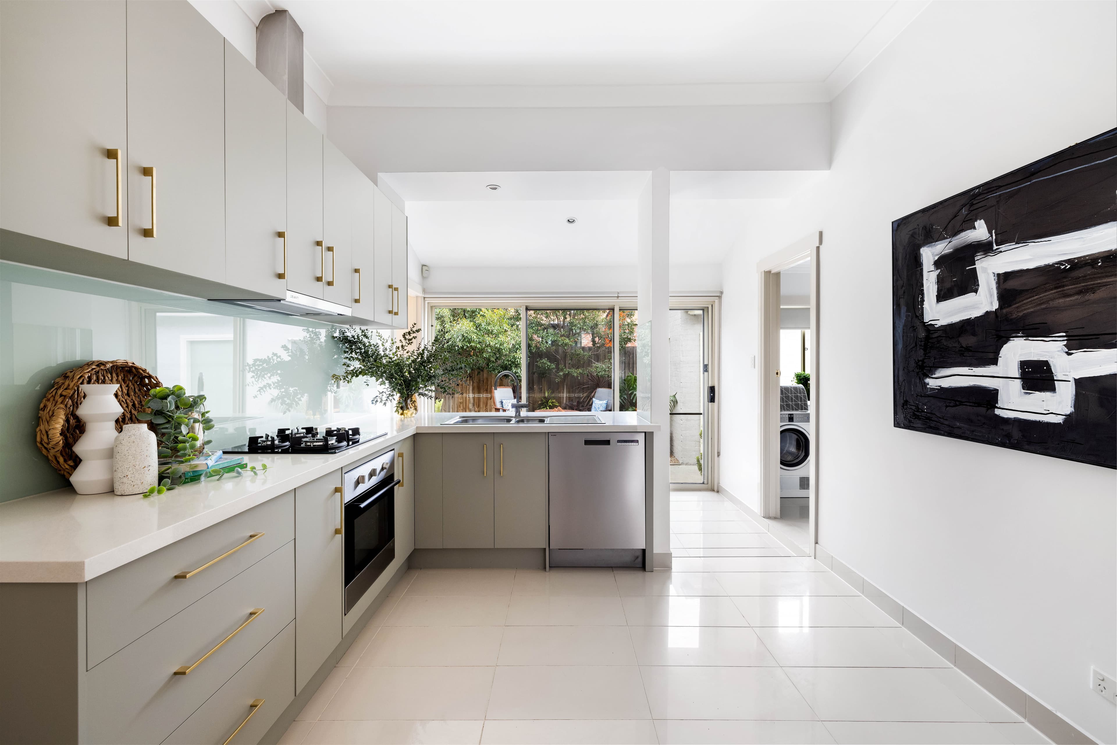 98 Albert Street, Seddon VIC 3011, Seddon - Thumbnail 4